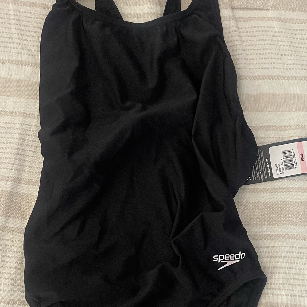 Women’s Speedo Size 10 Swimsuit NEW